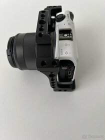digitální fotoaparát Canon EOS M včetně příslušenství - 5