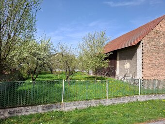 Prodáme stavební parcelu 1579 m2 - 5