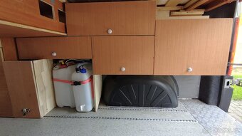 Obytné Ducato, 4 mista, podlahove topeni, měchy, tempomatem - 5