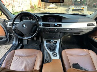 BMW E91 318d LCI nahradni dily - 5