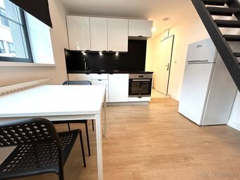 byt 1+kk (loft), 28m2 v ul. Poděbradská, Praha 9 - Vysočany - 5