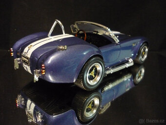 Shelby Cobra 427 S/C Road Tough 1/18 - 5