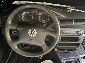 VW Passat Variant B5.5 1.9 TDi 74 kW rok 2001 dily - 5