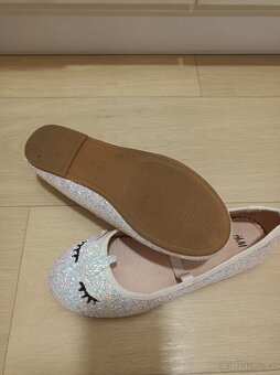 Dívčí střevíce - 5