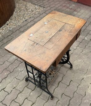 Šicí stroj Bobbin - 5