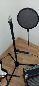 Sada: kytara stojan combo zesilovač CRATE držák mikrofony - 5