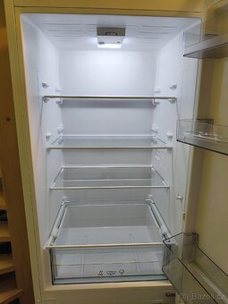 Prodám kombinovaná chladnička - 5
