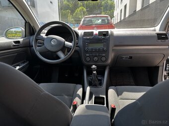 Volkswagen Golf V 1.4 FSI, 66 kW, r.v. 2004 – STK do 12/2026 - 5