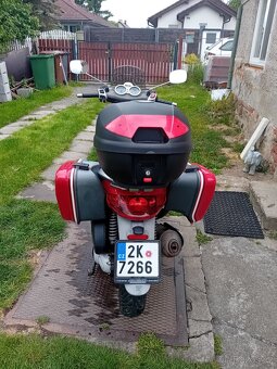 Piaggio Beverly 250 - 5