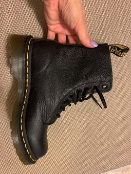 DR.MARTENS - 5