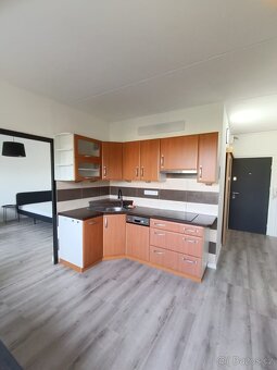 Pronájem kompletně zařízeného bytu 1+1, 36 m² – Sokolov, ul. - 5