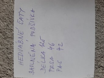 Hedvábné šaty bílé s šedými květy - 5