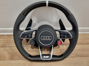 AUDI R8 VOLANT SPORTOVY - START/STOP - DRIVE SELECT - 5