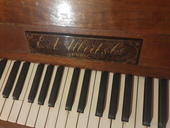 Pianino E. A. Albert - 5