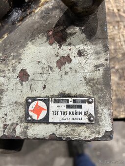 Delicka , otocny stul 500 mm - 5