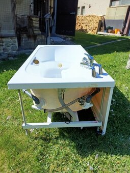 MASÁŽNÍ VANA org.JACUZZI - 5