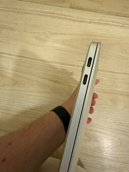 MacBook Pro 2017 i5 8GBRam - 5