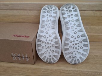 Dívčí polobotky od Batě - 5