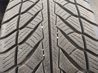 Zimní pneumatiky Goodyear 255/50R19 - 5
