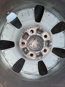 AUDI -16"ORIGINÁLNÍ ALU KOLA S LETNÍMI PNEUMATIKAMI - 5