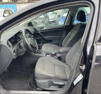 VW Golf VII e-Golf 1.majitel servisní kniha 25000Km DPH - 5