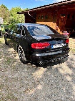Audi A4 B8 2.0tdi 105 kw - 5