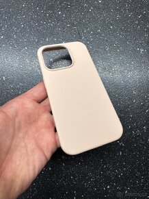 Nový růžový kryt na Iphone 15 PRO - 5
