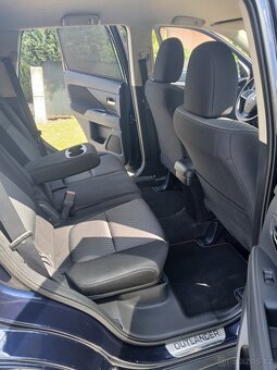 Mitsubishi Outlander 2.0 Mivec, benzín, 2 sady kol, tažné, n - 5