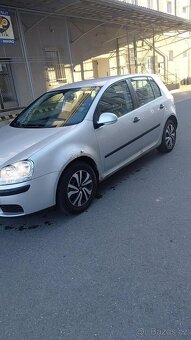 Volkswagen Golf 5 - 5