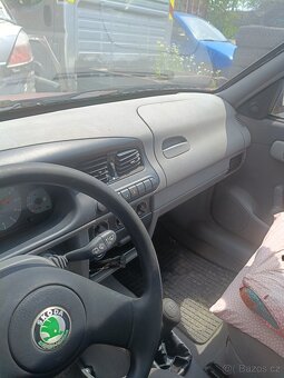 Škoda Felicia na náhradní díly - 5