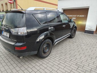 Mitsubishi Outlander 2.2 Di-D 4x4, 115 kW, rok 2008, - 5
