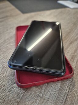 Samsung Galaxy S10e - 5