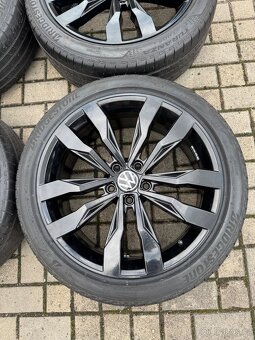 ORIGINÁL Alu Volkswagen SUZUKA R19, 5x112 - TOP STAV - 5