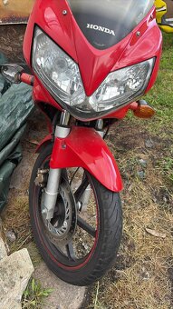 Honda CBR 125R - 5