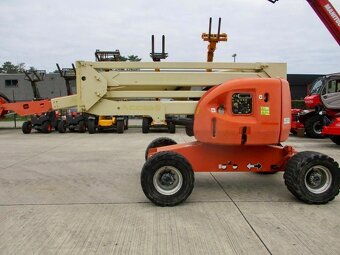 TERÉNNÍ KLOUBOVÁ PLOŠINA JLG 510 AJ - 5