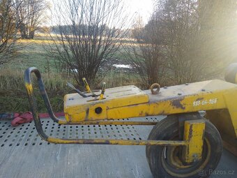 Prodám vibrační válec stavostroj vw3403 - 5