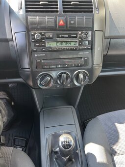 VW Polo 9N 1.4 16v - 5