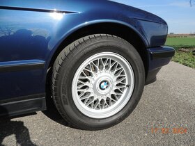 BMW 535i manual - 5