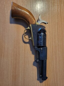 PERKUSNÍ REVOLVER ráže 31 - 5