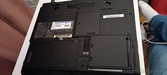 Krásný a těžko sehnatelný IBM R32, bez HDD, RAM 1GB - 5