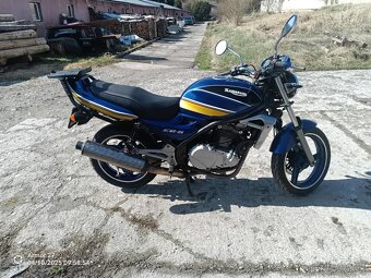 Kawasaki ER5 - 5
