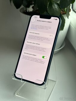 iPhone 13 modrý - 5