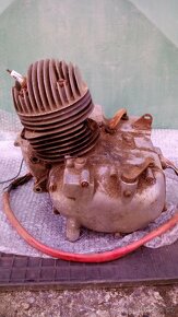 TATRAN 125 a MANET 100 - motor - nefunkční - 5