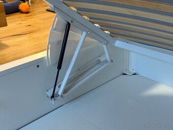 Postel IKEA Malm 180x200 - 5