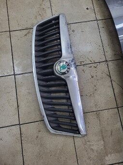 Kapota maska octavia 2 - 5