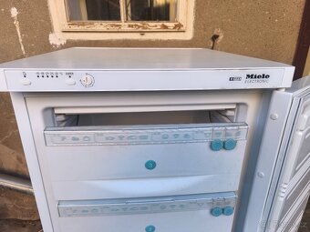 Miele - 5