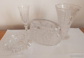 Broušené sklo - vázy, skleničky, popelník - 5