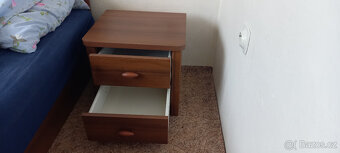 Šatní skříň, prádelník, noční stolky, toaletní stolek - 5