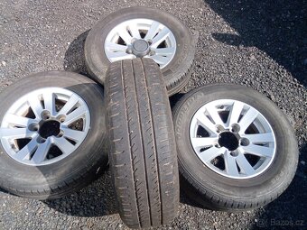 Suzuki Jimny 5x139,7 vč. pneu. 205/70 R 15 - 5