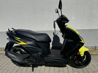 SYM Orbit III Euro 5 BLACK/YELLOW-PŘI RYCHLEM JEDNÁNÍ SLEVA - 5
